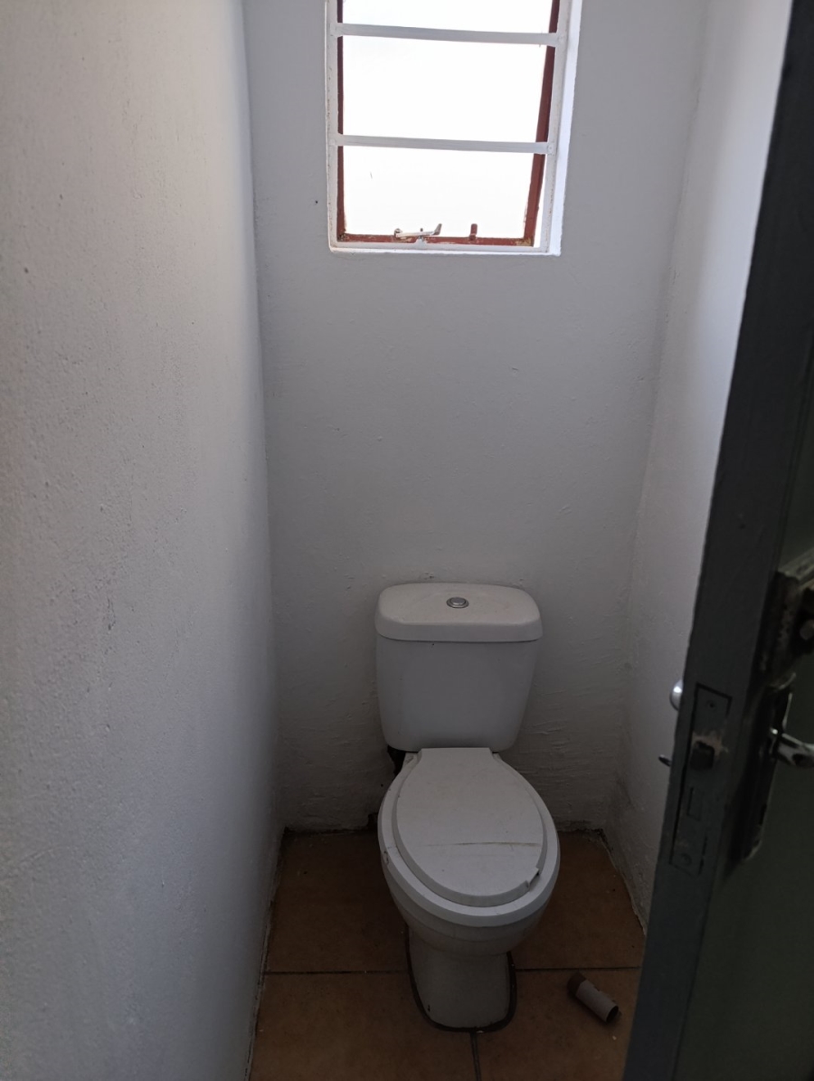 To Let commercial Property for Rent in Noordhoek Free State